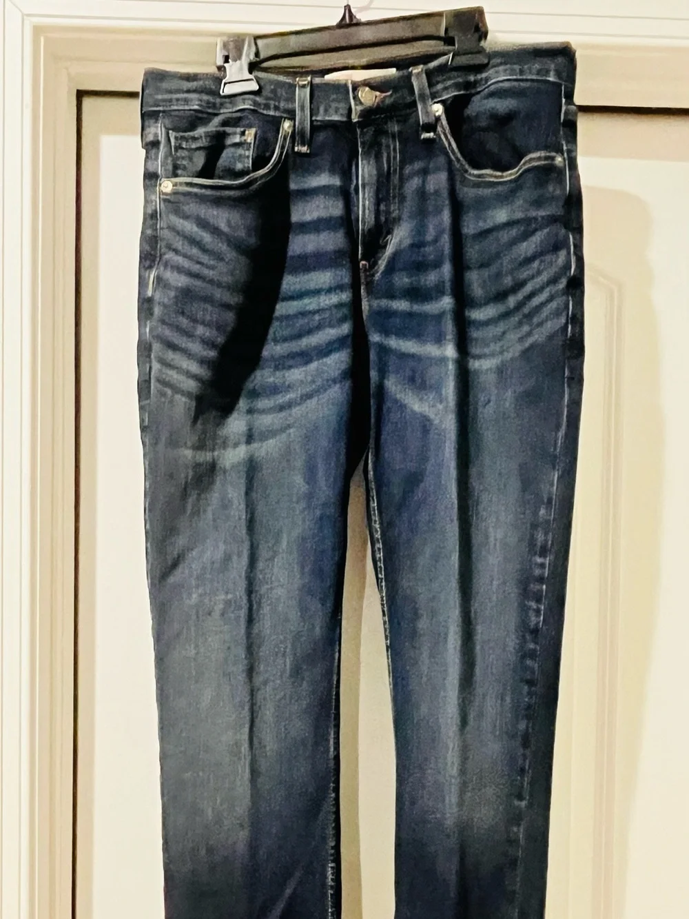 Levi’s Dark Wash Straight Leg Jeans - Classic Indigo